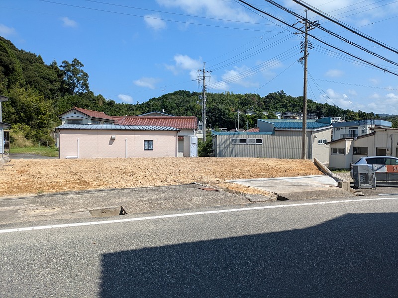 【交渉中】650万円　浜田市長沢町　売地